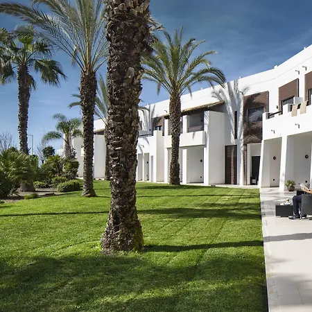 Semesteranläggning (resort) Belmar & Lagos