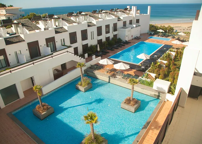 Semesteranläggning (resort) Belmar & 4*