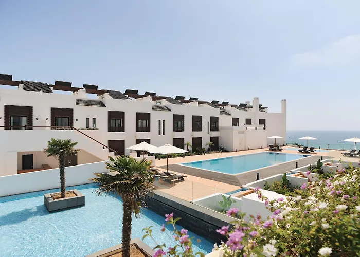 Belmar & Semesteranläggning (resort)